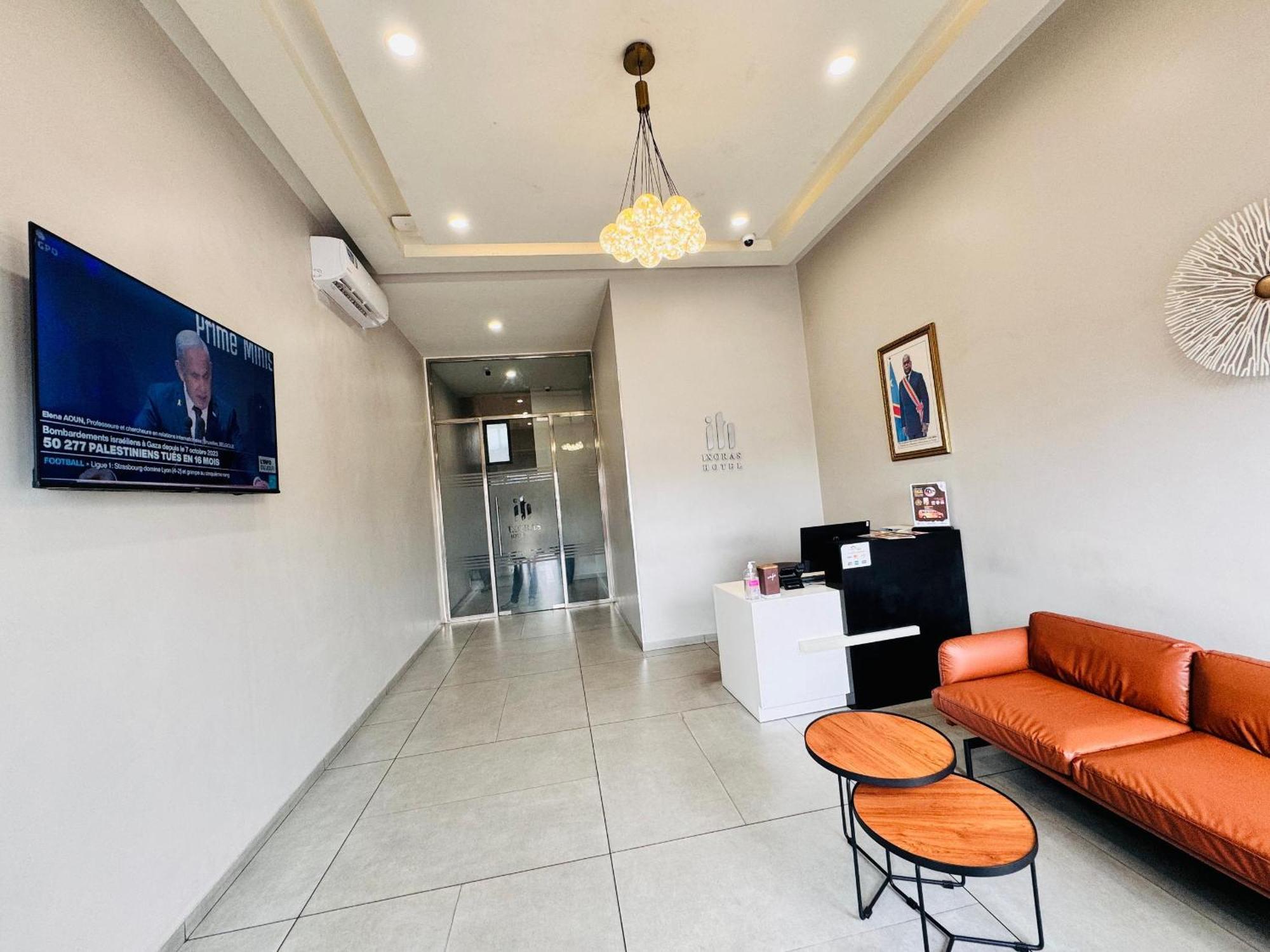 Ixoras Hotel Lemba Kinshasa Exteriör bild
